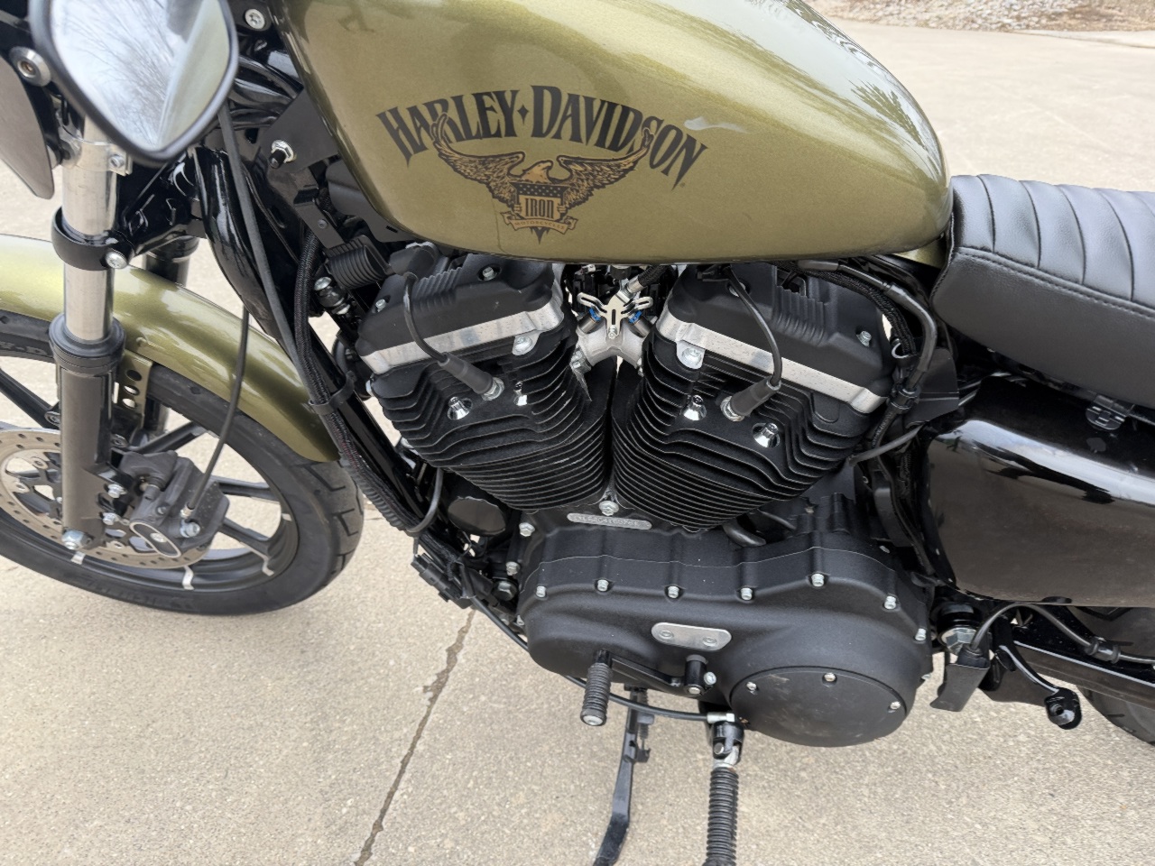 2016 Harley-Davidson Iron 883